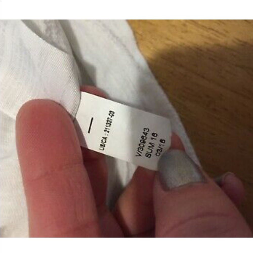 Banana Republic White Knit Tee T-shirt TOP Knot M - Picture 7 of 9